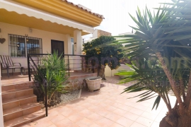 A Vendre - Detached House / Villa - Guardamar del Segura