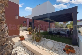 Doorverkoop - Townhouse / Semi-detached - Algorfa - La Finca Golf Resort