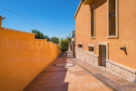 A Vendre - Detached House / Villa - Ciudad Quesada