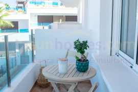 Resale - Townhouse / Semi-detached - Los Balcones - Los Altos del Edén - Los Altos