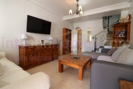 Resale - Townhouse / Semi-detached - Ciudad Quesada - Doña Pepa