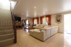 Doorverkoop - Detached House / Villa - La Marina - La Escuera