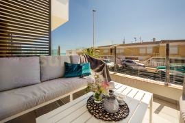 Doorverkoop - Detached House / Villa - Torrevieja - La Mata