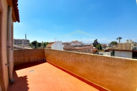 Doorverkoop - Townhouse / Semi-detached - Rojales - pueblo