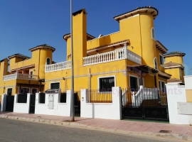 Townhouse / Semi-detached - Doorverkoop - Ciudad Quesada - Doña Pepa