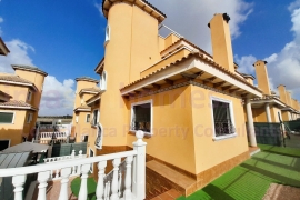 Doorverkoop - Detached House / Villa - Ciudad Quesada - Lo Marabu