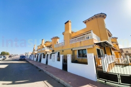 Resale - Townhouse / Semi-detached - Ciudad Quesada - Lo Marabu