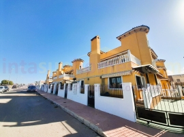 Townhouse / Semi-detached - Doorverkoop - Ciudad Quesada - Doña Pepa