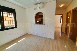 Doorverkoop - Detached House / Villa - Ciudad Quesada - Lo Marabu