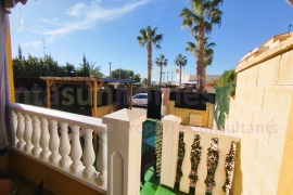 Doorverkoop - Townhouse / Semi-detached - Ciudad Quesada - Lo Marabu