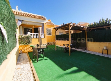 Townhouse / Semi-detached - Doorverkoop - Ciudad Quesada - Lo Marabu