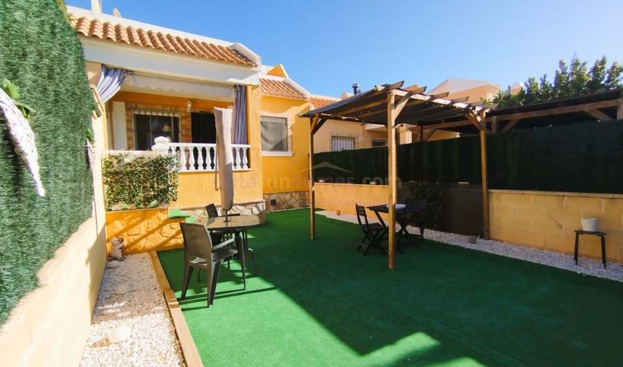 Doorverkoop - Townhouse / Semi-detached - Ciudad Quesada - Lo Marabu